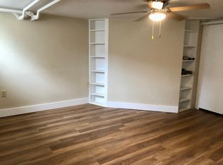 822 S 4th St #6, Springfield, IL 62703