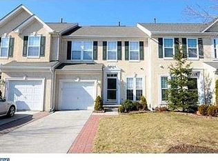 20 Bridle Ct, Cherry Hill, NJ 08003