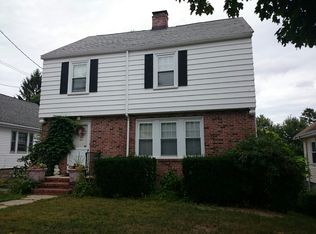 19 Atlantis St, West Roxbury, MA 02132