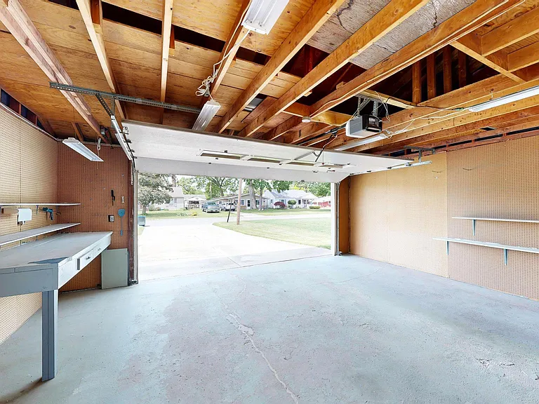 5108 Breezeway Dr — Photo 24