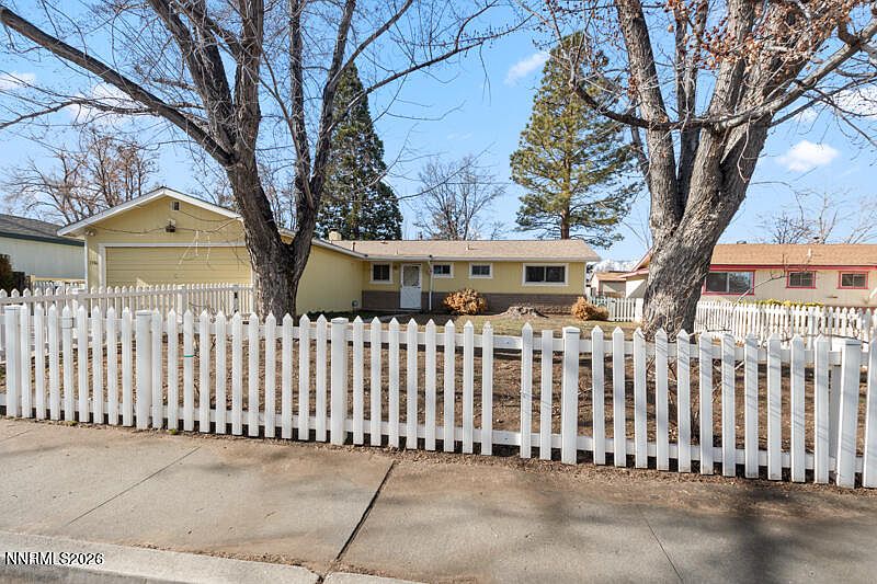 1st image of 1316 Stanford Dr