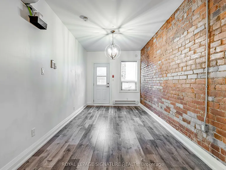 421 Danforth Ave #2 — Photo 7