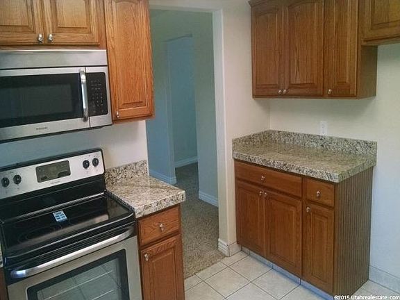3rd image of 10787 S Temple Dr