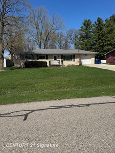 3870 S Hartford Dr, Saginaw, MI, 48603