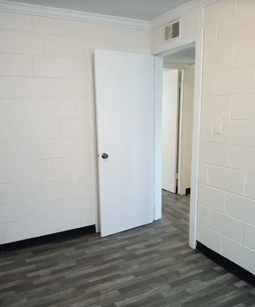 2 bed, 600 sqft, $880 — Photo 4