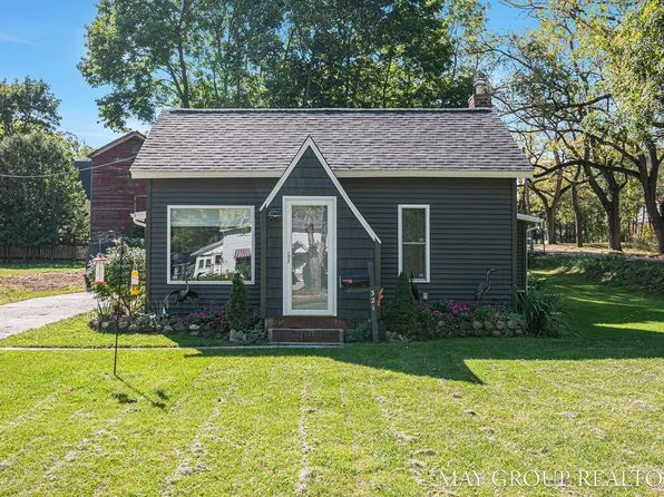 321 W Judd St, Greenville, MI 48838