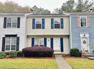 1802 Queen Anne Ct, Sandy Springs, GA 30350