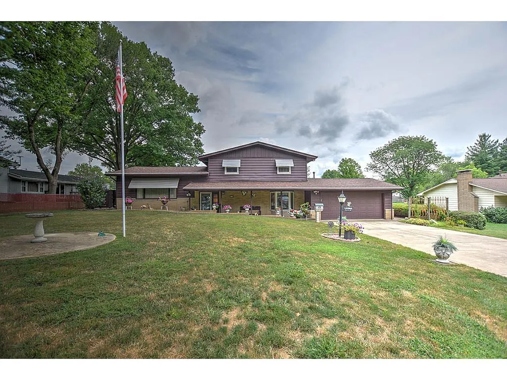 3214 Greenlake Dr photo 1