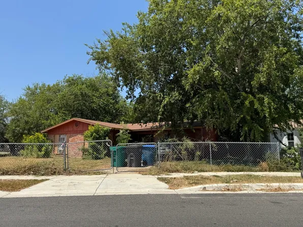 943 Crestfield St, San Antonio, TX 78227