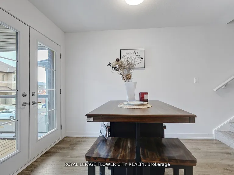 205 W Oak Trl #16 — Photo 14