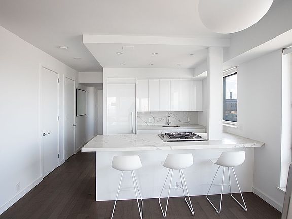 5th image of 301 W 57th St APT 47A