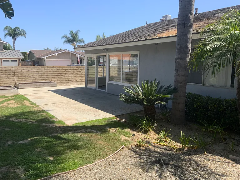 20391 Camfield Ln — Photo 20