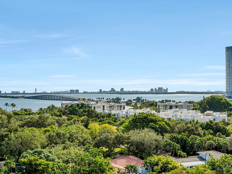 4250 Biscayne Blvd #1116 — Photo 28