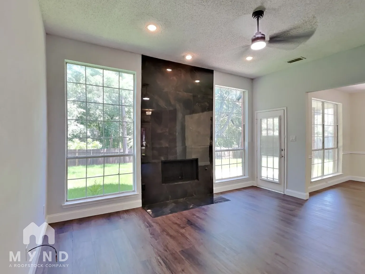 4 bed, 3.0 bath, 1846 sqft, $2,995 — Photo 2