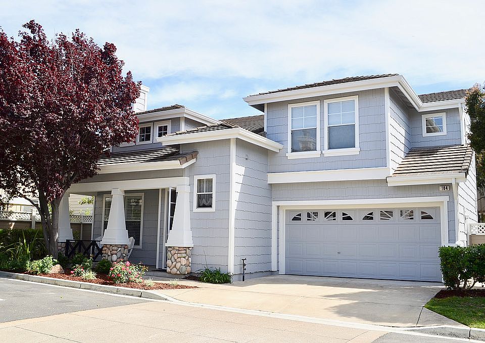 1st image of 104 Sotocastle Ln
