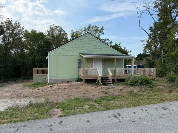 602 E Bertha Street #East, Humansville, MO 65674