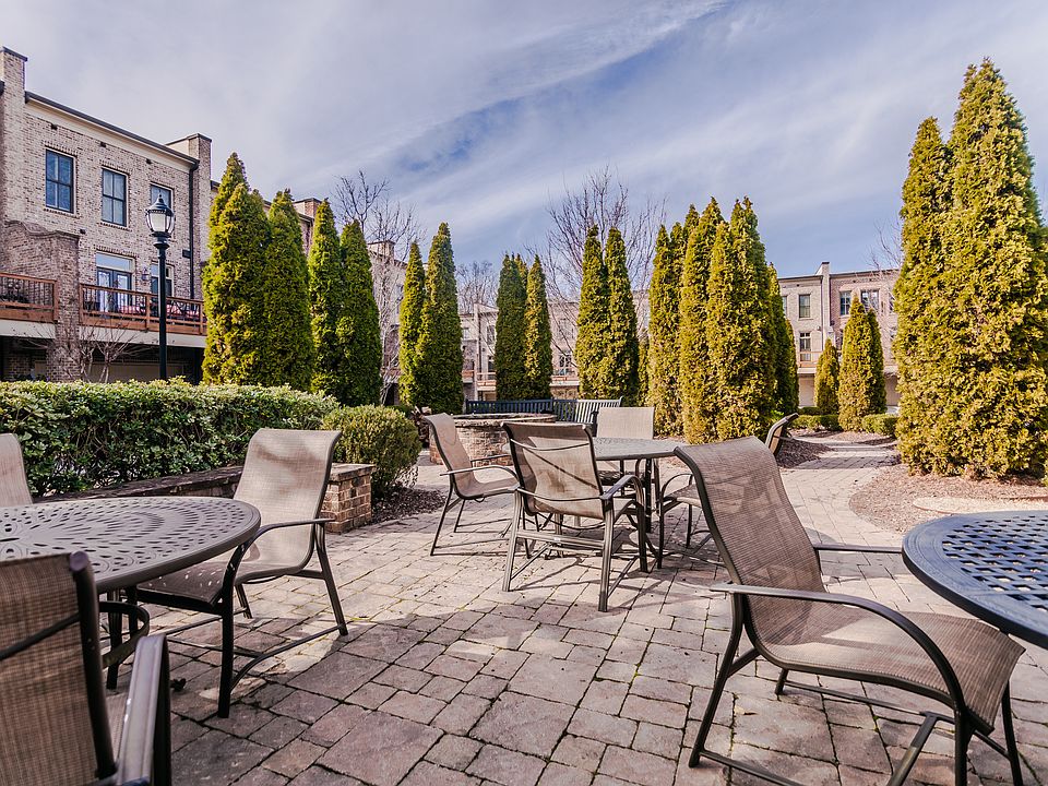 2nd image of 36 Arbor Way Dr #36