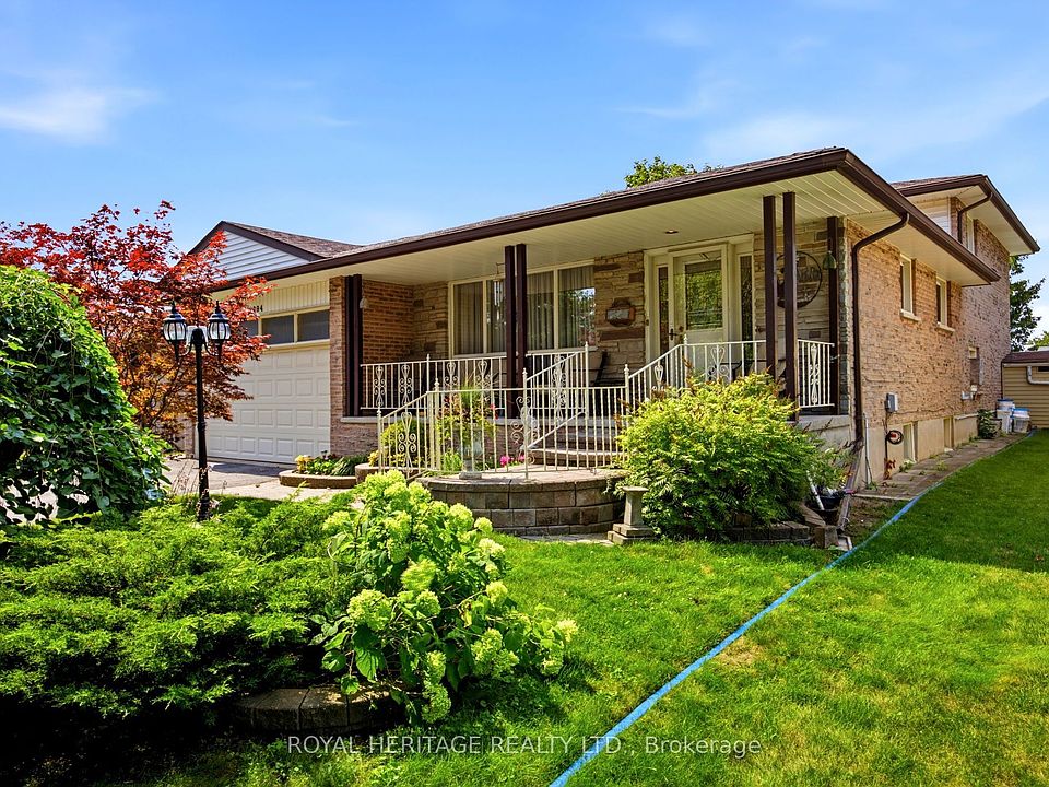 1st image of 394 Amstel Ct