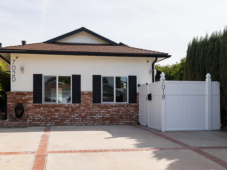 7018 Lurline Ave — Photo 10