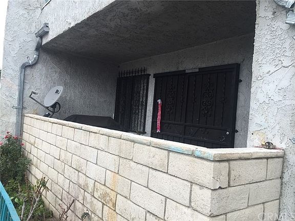 3rd image of 8847 Willis Ave #39