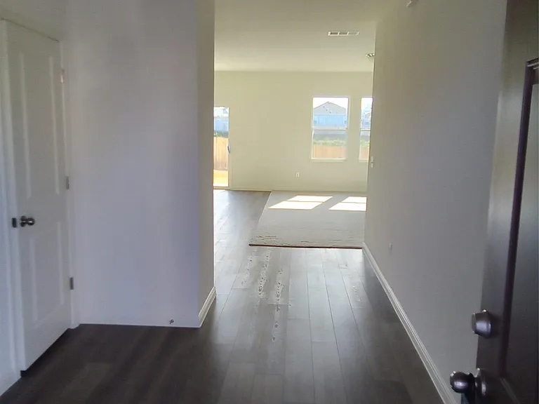 12817 Samuel Adams Dr — Photo 3
