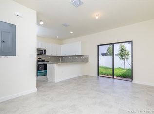3360 W 92nd Pl, Hialeah, FL 33018