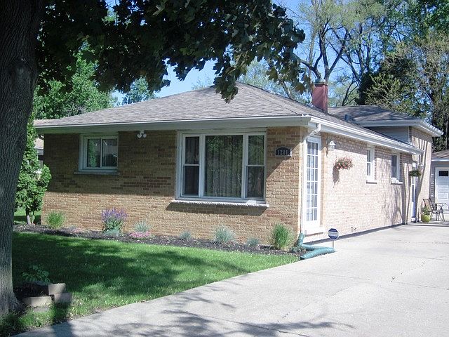 1st image of 1201 Greenvalley St