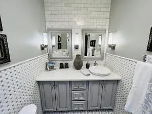 1005 E Baltimore Dr — Photo 10