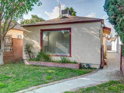2407 W Chandler Blvd, Burbank, CA, 91506