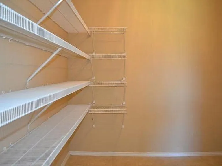 8103 Zephyr Ct — Photo 15