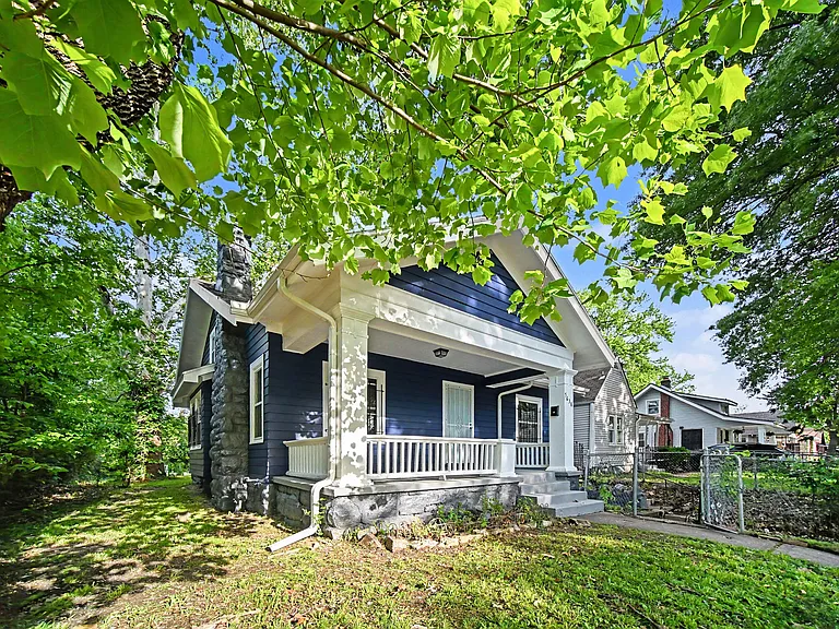 5638 Woodland Ave — Photo 4