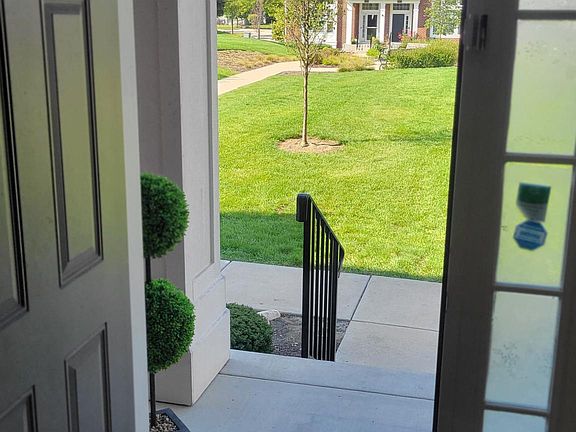 5th image of 861 Lewisburg Ln