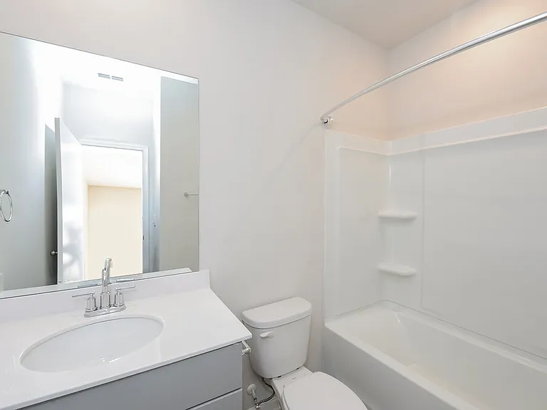 6068 Hickory Creek Ct — Photo 19