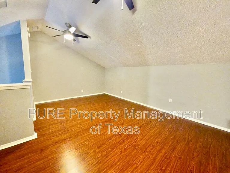 2500 Burleson Rd #521 — Photo 9