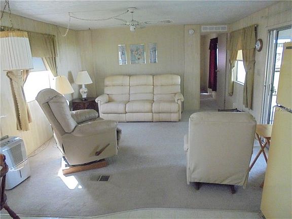 5th image of 1522 Woodlawn Ave