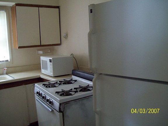 4th image of 1212 Sunnyside Ln