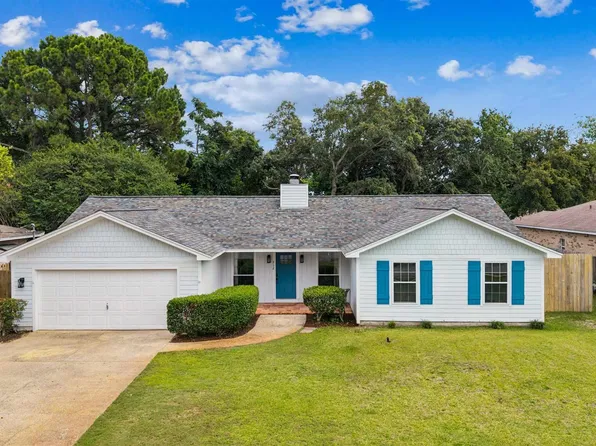 312 Florida Ave, Gulf Breeze, FL 32561