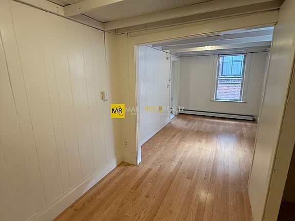 5th image of 232 Cambridge St