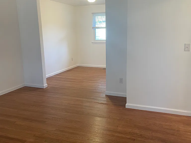4006 Eastwood Dr — Photo 4