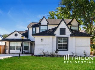 12811 Ashford Knoll Dr, Houston, TX 77082
