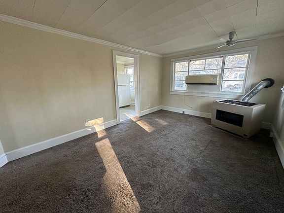 4th image of 117 Casey St