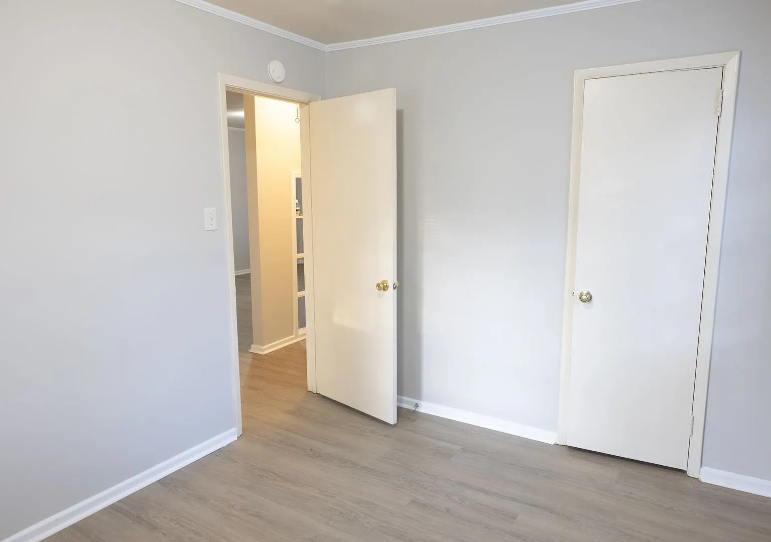 1911 Manteo Ct — Photo 4