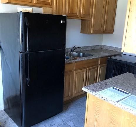 4th image of 990 Nora Way APT 4