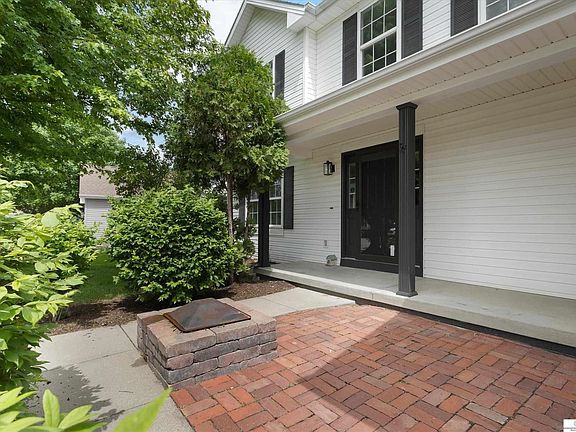 5th image of 2910 Arrowhead Ln