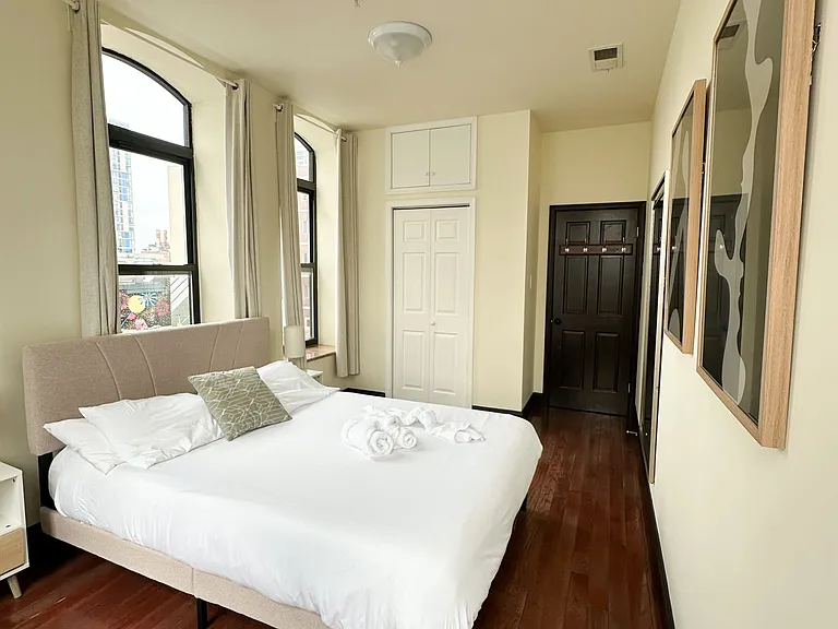 217 N 11th St #501 — Photo 12