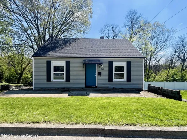 319 N 1st St, Bardstown, KY 40004