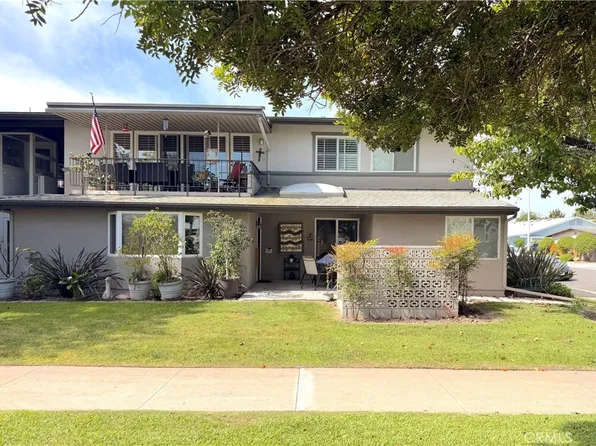 1860 Saint John Rd APT 32A, Seal Beach, CA 90740