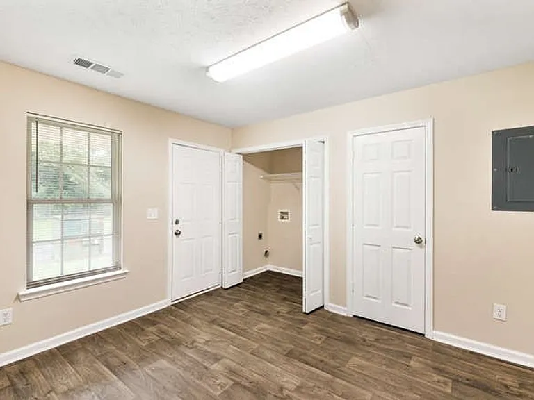 Georgia Place Townhomes — Photo 11