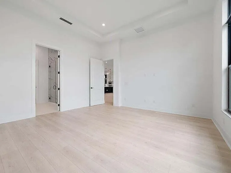 13613 Le Christine Dr — Photo 17