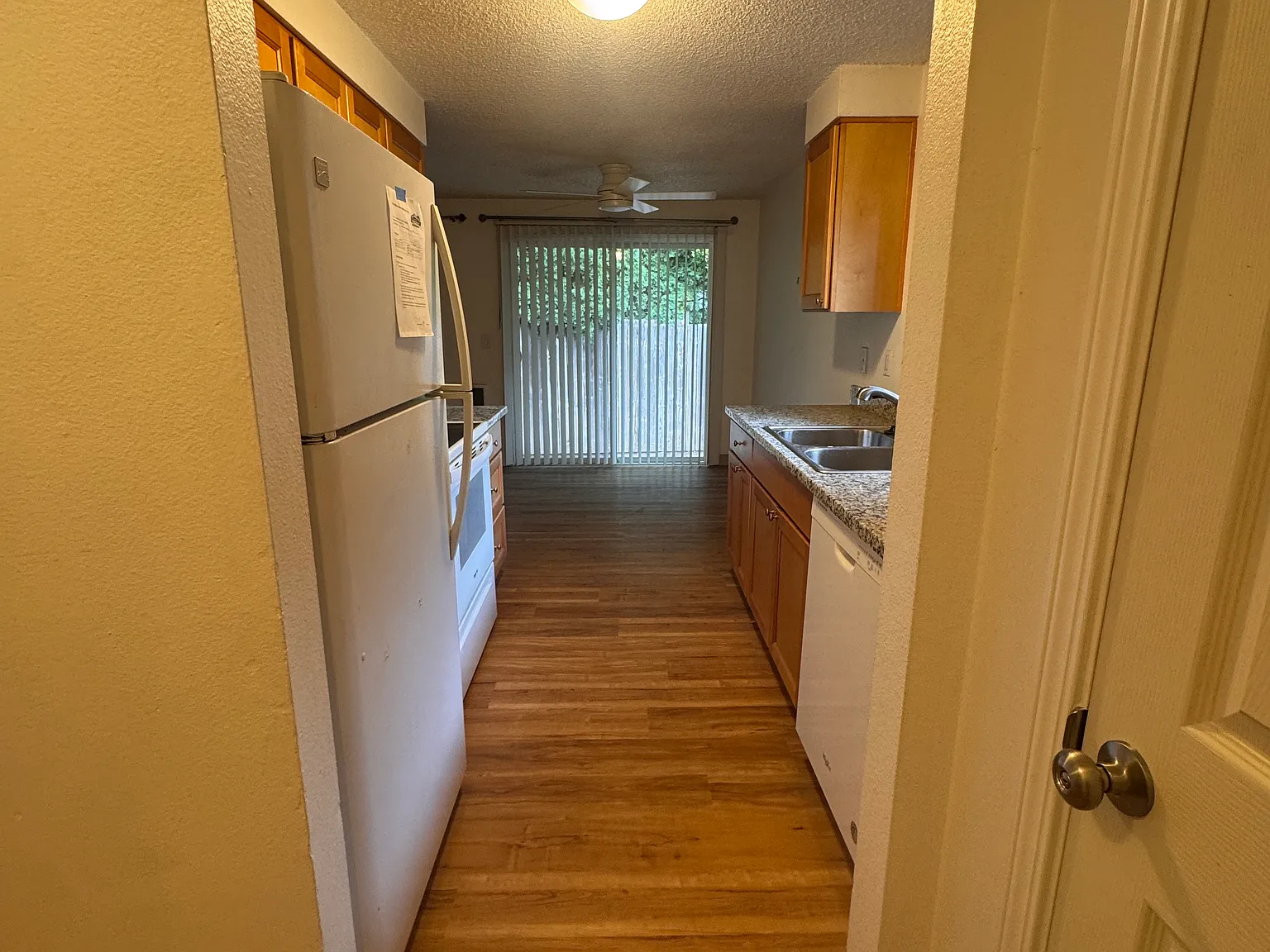 2 bed, 960 sqft, $1,725 — Photo 4